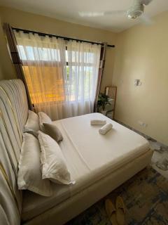 Cozy Modern Spot Near Mtwapa Mall & QuickMart - 3