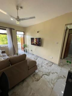 Cozy Modern Spot Near Mtwapa Mall & QuickMart - 9