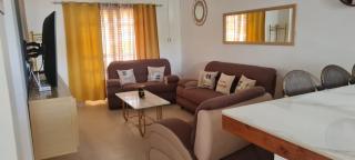 Cosy Corner Apartment - 9