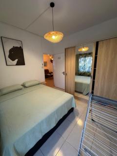 Cosy Corner Apartment - 6