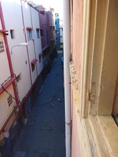 Popular Area Dar Al Hamra Sale Family Apartment - 1