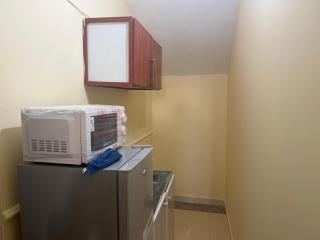 Economicals & Small apartment 10 minutes from Abu Dhabi Airport for Married Couple or Single - 3