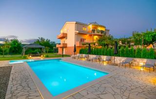 Villa Prunus Laurus-Makarska by Villas Guide - 0