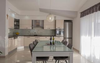 Villa Prunus Laurus-Makarska by Villas Guide - 2