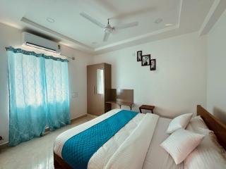 THS Suites - Luxurious 2 BHK AC apartments with Tirumala Views - Near Marriott, Taj and ITC 5 star hotels - Walkable to PS4, A2B, Orion, Starbucks cafes - Close to Thiruchanur and Alipiri flyover - 7