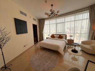 Stunning Beachfront apartment, full Sea view! Pool, Gym, Sauna, Jacuzzi - 8