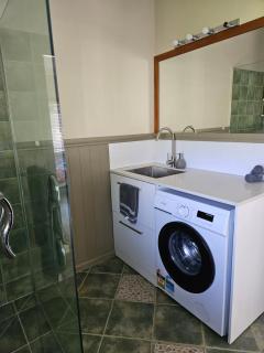 Ridgetop cottage - 2