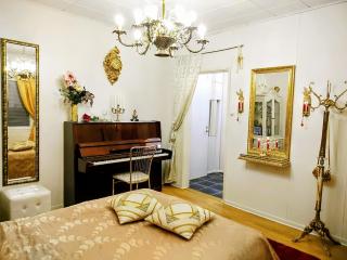 Romanttinen Retrokaksio - 1