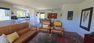 Bumble Bee Cottage - 9