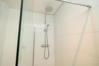 Central 2 Bedroom Apartment in Swansea - 7