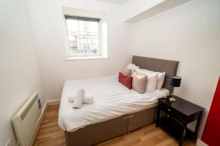 Central 2 Bedroom Apartment in Swansea - 8