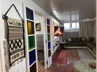 Appart Terrasse Privée , 10 min Plage & Médina - 0