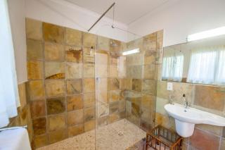 Panoramic Blue B&B - 8