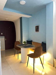 Van Gogh Apto cerca a la Playa - 9