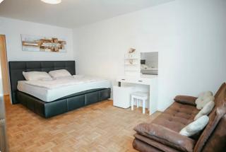 Stylish 1BR Flat Free Parking - Wenen - 2