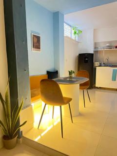 Van Gogh Apto cerca a la Playa - 4