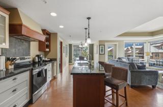 Sunset Ridge - Luxurious Corner Condo - Spectacular Mt Views with open Pool! - Canmore - 9