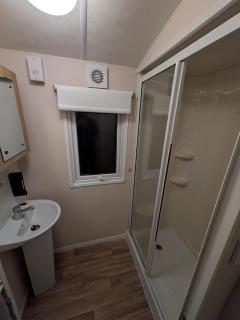 Stay static Hayling island holiday park - 3