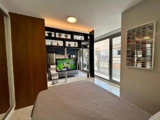 Studio Moderno com Varanda - Alto da XV - 1