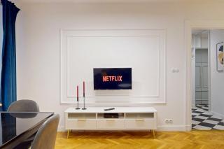 Blue Velvet Studio City Center Szpitalna - Warsaw - 2