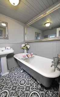 Barn at Strangford View Mews - 4