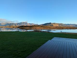 Lauvåsstua-Charming house by the sea - 2