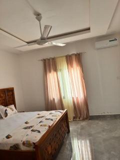 Chippo and Mams Apartments - 8