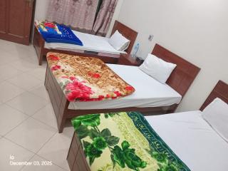 Al Huda Hotel - Multan - 8