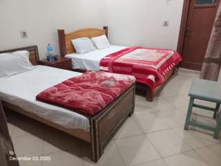 Al Huda Hotel - Multan - 9