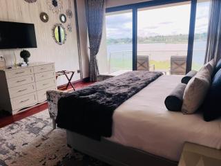 One O Eight Boutique Hotel - 7