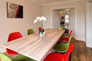 2 minute walk to LUAS (tram) - 9