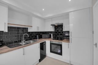 Modern 3 BR House near Bicester Village - Bicester - 5