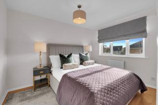 Modern 3 BR House near Bicester Village - 4