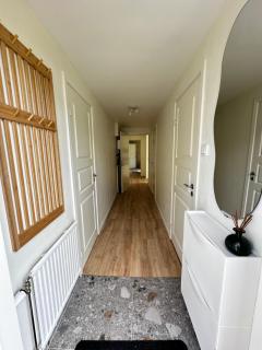 Private Villa Floor with Yard - Sandared - 8