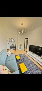 Inverness City Centre Modern Apartment - 6