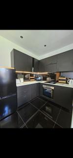 Inverness City Centre Modern Apartment - 2