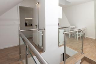 Spacious Central Apartment - 4