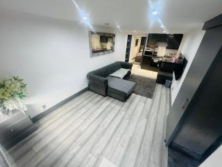 96 Glasgow road - 5