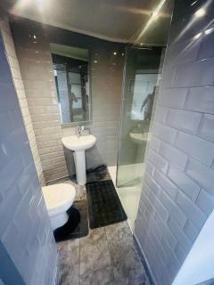 96 Glasgow road - 3