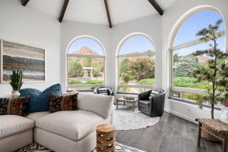 Amazing Luxury Home with Hot Tub & Views - 8