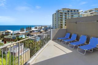 Oceanview Caloundra Apartment with Private Rooftop - 3