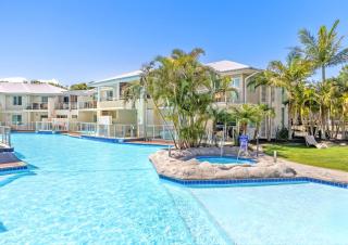 Sea Salt Studio - Oaks Port Stephens Pacific Blue Resort - 0