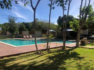 Casa incrível no Arraial D'Juda, Praia de Pitinga com churrasqueira e banheira, em condominio piscina e parque infantil - 9