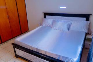 Modern Oasis 5 Mins to Acacia Mall CJs and Padel - 4