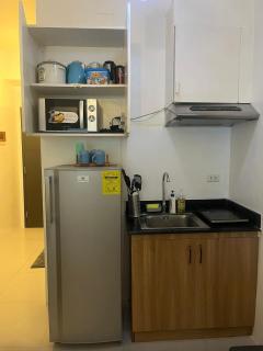 Hotel Essence Service Road - Manila - 2