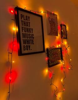 Quirky & Comfortable Residence - 8