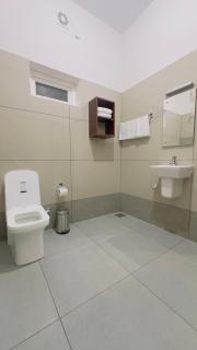 TAMARA VISTA Executive Homestay - 8