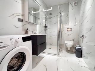 Aly Airport Apartament - Private Parking - 4