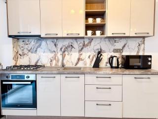 Aly Airport Apartament - Private Parking - 1