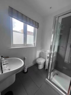 Stylish One Bed Apartment - 1